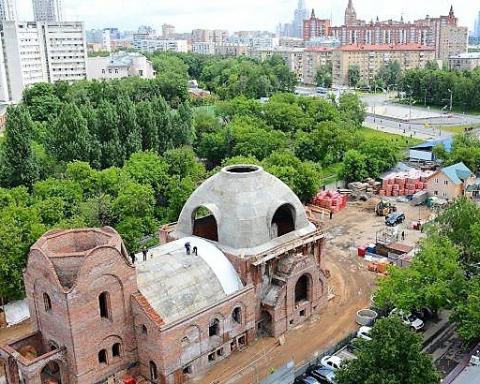 Владимир Ресин: В октябре на храм Дмитрия Солунского установят главный купол