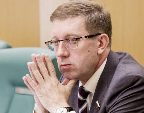 Законопоектом об «амнистии компфондов» займётся сенатор Алексей Майоров