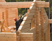 Красноярские саморегуляторы предложили решать жилищный вопрос с помощью деревянного домостроения