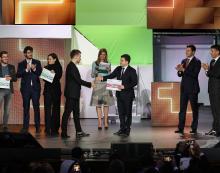 Никита Стасишин и Александр Плутник наградили победителей конкурса концепций стандартного жилья